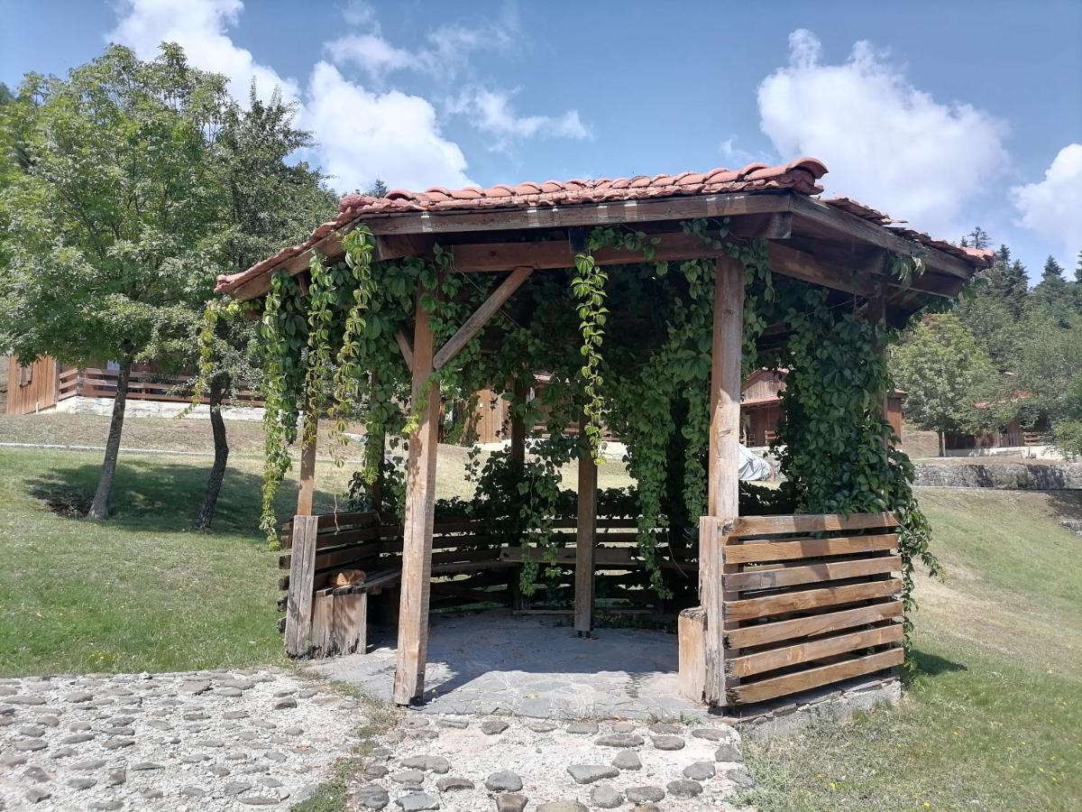 Livadaki Village Megali Kapsi ภายนอก รูปภาพ